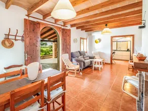 Charmante maison de vacances adaptée aux familles avec barbecue, terrasse et jardin | Vue montagne | Parfaite pour le travail à distance | Avec animaux bienvenus - Image 3