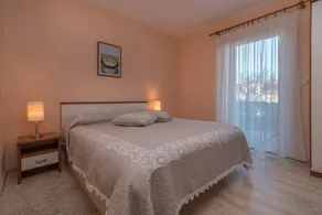 Child-friendly apartment with barbeque, pool & terrace | Pet-friendly - Image 4