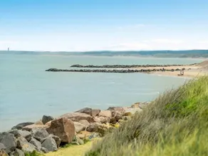 "Gilbert" - 96m from the sea - Image 3