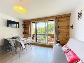Lovely studio with pool | Mountain view | Ski nearby | Pet-friendly - Image 5