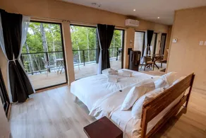 Unforgettable Glamping Experience in Mont Tremblant With Winter Sports - Image 5