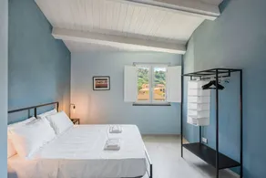 Charmant appartement avec terrasse et internet haut débit | Vue mer - Image 2