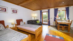 Wohnung mit Terrasse und Garten | Gartenblick - Image 3