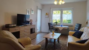 Wohnung mit Garten, Terrasse und Sauna - Image 2