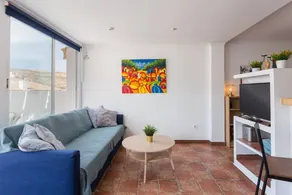 Charmante Wohnung mit Terrasse | Bergblick | Nah am Strand - Image 4