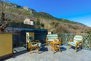 Villa with terrace & barbeque | Mountain view | Perfect for remote work - Image 4