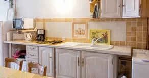Holiday apartment with terrace & garden | Garden view - Image 3