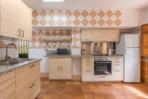 Holiday home with garden, barbeque & terrace | Mountain view | Perfect for remote work - Image 5