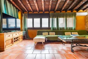 Holiday home with fast internet | Mountain view - Image 4