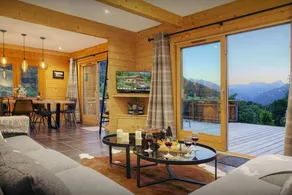 Family-oriented chalet with hot tub, garden & barbeque | Lake view | Good for workation | Dogs allowed - Image 3