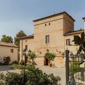 Villa with terrace, pool & barbecue | Panoramic view - Image 5