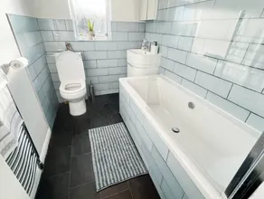 Flat with 2 rooms for 5 persons - Image 5
