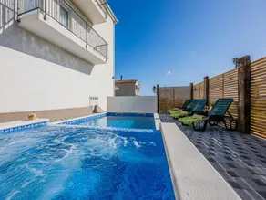 Elegant Holiday Home with Heated Pool, Hot Tub, and Sea Views in Kaštel Stari - Eight Bedroom Holiday Home - Image 5