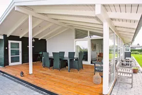 Fully equipped house with garden & terrace - Image 3