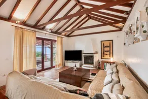 Fully equipped finca with garden, terrace & fast internet | Sea view | Good for workation - Image 3