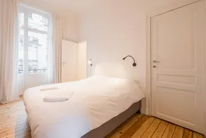 Holiday apartment | City view - Image 2