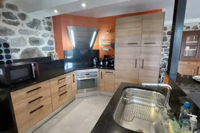 Child-friendly cottage with garden, barbecue & terrace | Garden view - Image 2