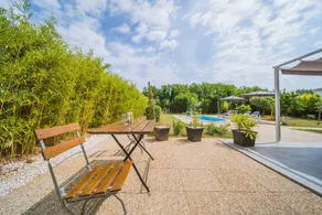 Holiday home with terrace, garden & barbeque - Image 5