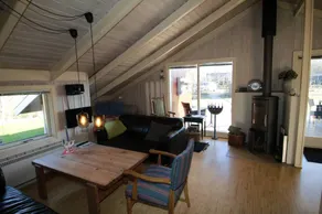 Family-friendly holiday home with terrace & sauna | Next to the beach | Pet-friendly - Image 3
