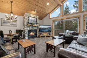 Black Bear Lodge - Image 4