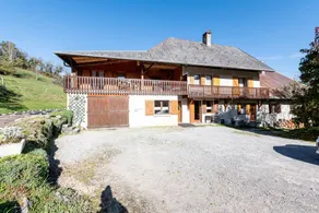 Gîte 'La Sambuy' with Mountain View and Garden - Image 3