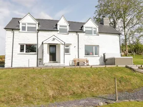 Child-friendly nice cottage with jacuzzi & garden | Pet-friendly - Image 2