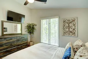 Embrace Nature in this Lakefront Cottage with Fire Pit in Charlotte, North Carolina - Image 4
