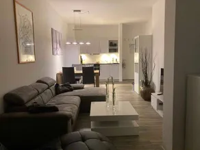 Apartment with garden & hot tub | Mountain view - Image 2