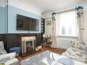 Cottage with terrace, BBQ & garden | River view - Image 2