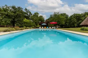 Gite with barbeque, pool & garden - Image 3