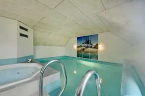 Children-friendly pleasant holiday home with sauna, private pool & jacuzzi | Pets are welcome - Image 4
