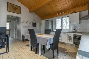 Gite with barbeque, terrace & garden - Image 5