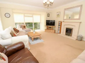 Children-friendly cottage with garden | Beach view | Pets allowed - Image 4