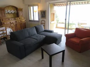 Holiday apartment with terrace, garden & pool - Image 4