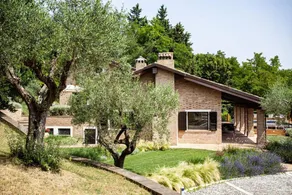 Wunderschönes Privatzimmer mit Terrasse, Pool und Garten | Gartenblick | Haustiere sind willkommen - Image 4