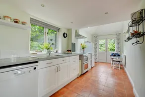 The Cottage - Image 3