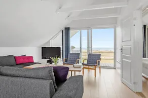 Fully equipped big holiday home with terrace | Sea view | Beach nearby - Image 2