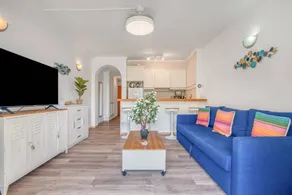 Apartment with fast internet, pool & terrace | Garden view | Close to the beach - Image 4