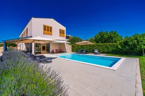 Villa con piscina privada, barbacoa y jardín | Vistas a la montaña - Image 2