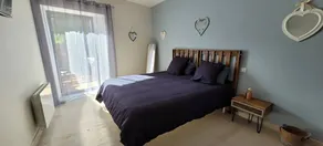 Beautiful bed and breakfast with garden, terrace & hot tub - Image 5