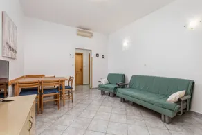 Flat with terrace, barbeque & garden | Sea view | Beach nearby | Pet-friendly - Image 3