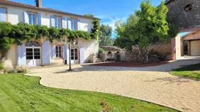 Fully equipped gite with terrace, private pool & garden - Image 2