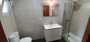 Maison avec terrasse et barbecue - Image 4