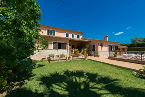 Child-friendly lovely villa with terrace, jacuzzi & private pool - Image 4
