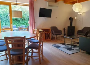 Family-oriented holiday home with BBQ & terrace - Image 2