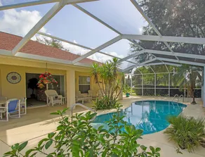 House with private pool & terrace - Image 2