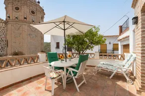 Child-friendly nice chalet with terrace - Image 2