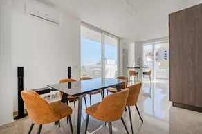 Appartement | Vue ville | Parfait pour le travail à distance - Image 4