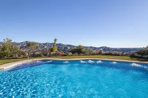 Fully equipped house with terrace, fast internet & pool | City view - Image 3