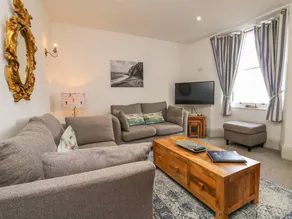 Child-friendly pleasant cottage with garden | Beach view | Pets allowed - Image 5